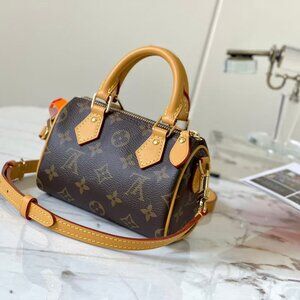 Classic Louis Vuitton Bag: A Stylish and Versatile Choice for Elegance